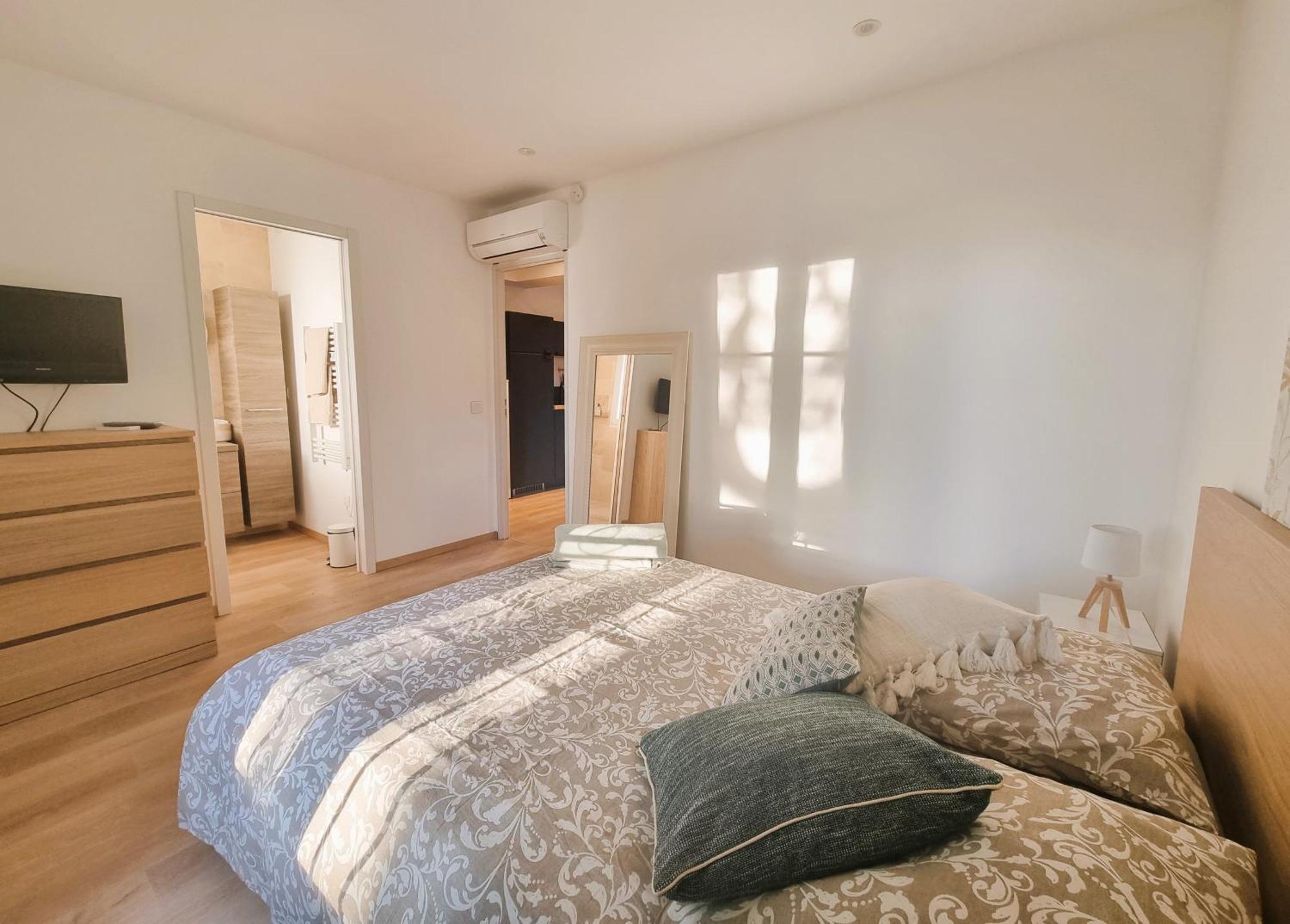 Superbe Appartement Terrasse Et Parking Prive サントロペ エクステリア 写真