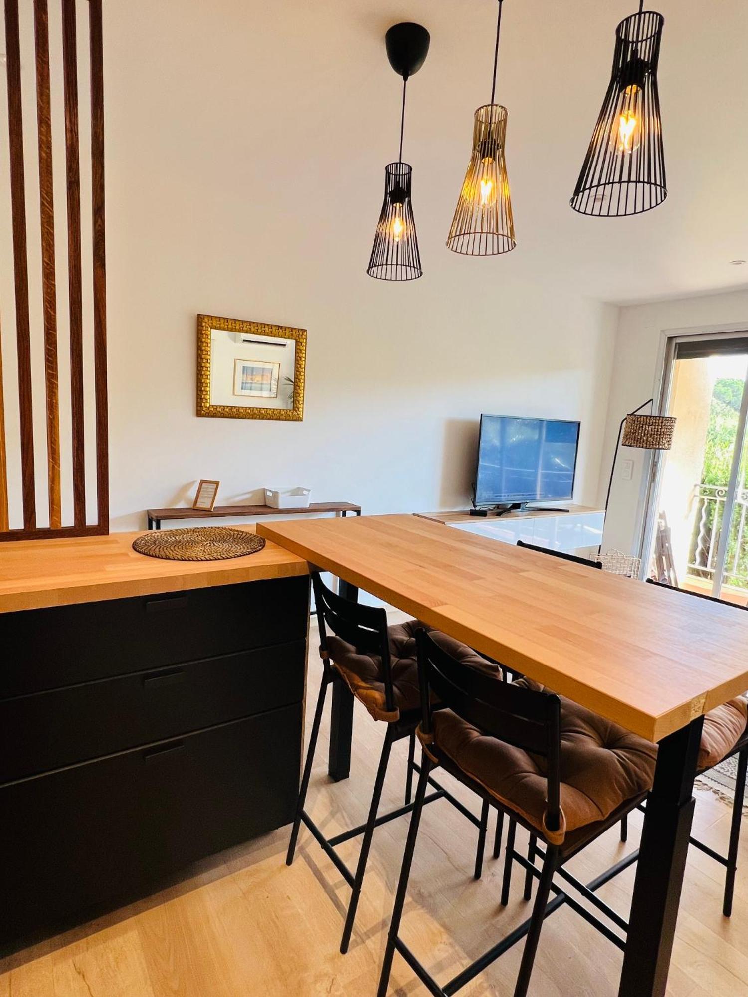 Superbe Appartement Terrasse Et Parking Prive サントロペ エクステリア 写真