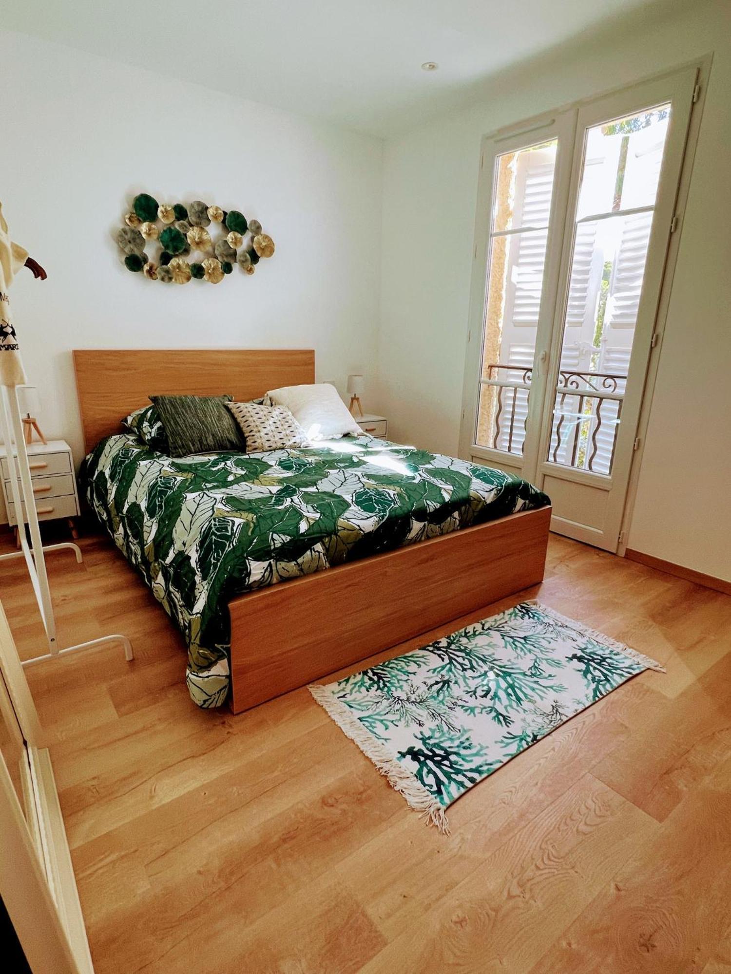 Superbe Appartement Terrasse Et Parking Prive サントロペ エクステリア 写真
