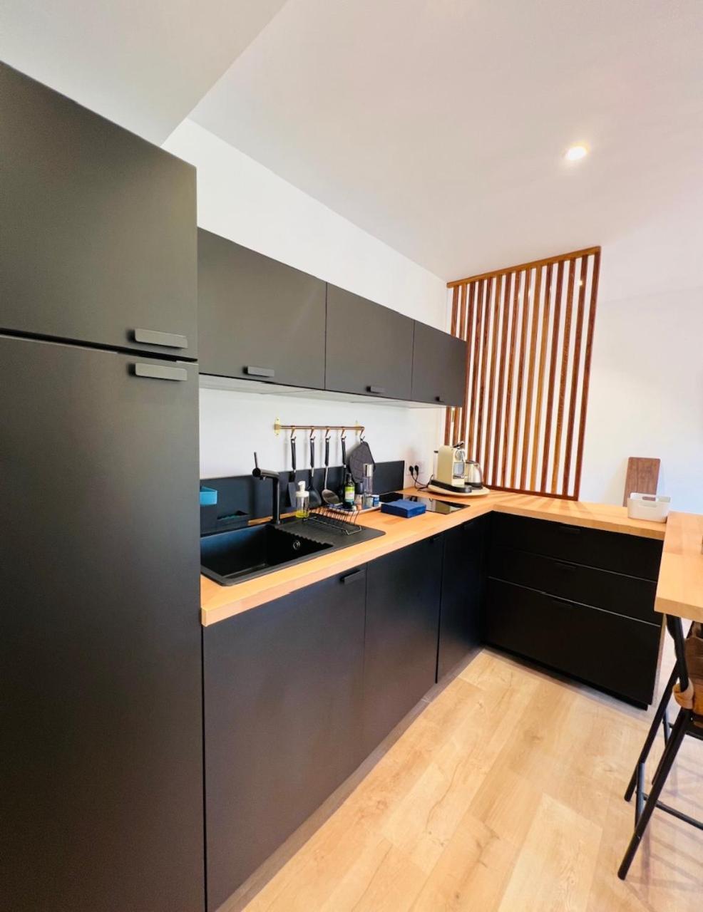 Superbe Appartement Terrasse Et Parking Prive サントロペ エクステリア 写真