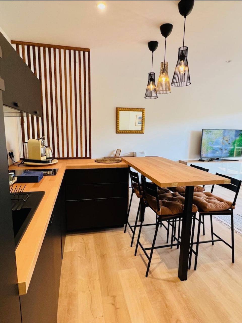 Superbe Appartement Terrasse Et Parking Prive サントロペ エクステリア 写真